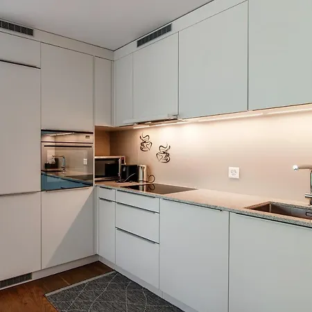 Linda Terrace By Quokka 360 - Modern One-bedroom Flat With Sun Terrace Lägenhet *