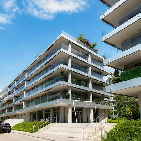 Linda Terrace By Quokka 360 - Modern With Spacious Private Terrace * Locarno