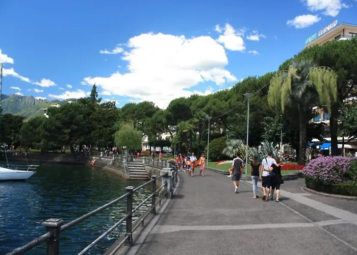 Linda Terrace By Quokka 360 - Modern One-bedroom Flat With Sun Terrace לוקרנו