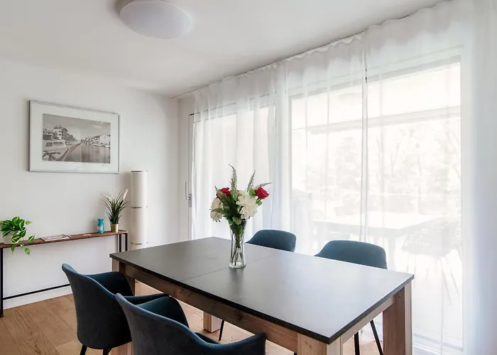 Linda Terrace By Quokka 360 - Modern One-bedroom Flat With Sun Terrace * לוקרנו