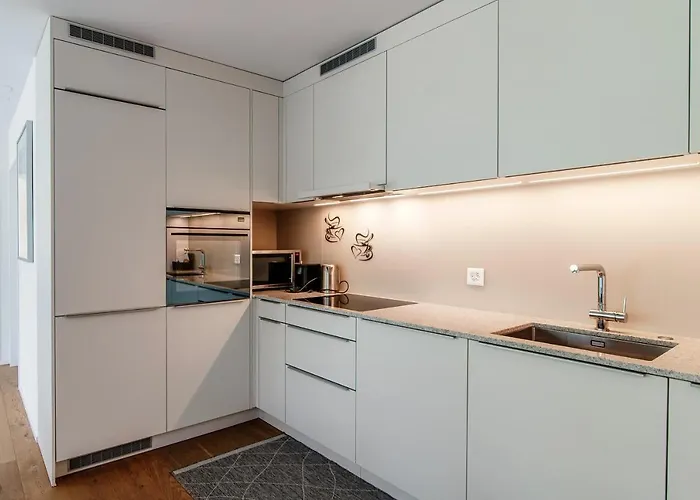 Linda Terrace By Quokka 360 - Modern One-bedroom Flat With Sun Terrace דירה *