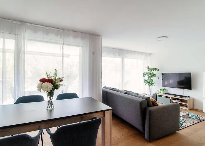 Linda Terrace By Quokka 360 - Modern One-bedroom Flat With Sun Terrace דירה