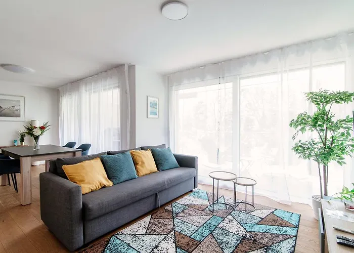 Linda Terrace By Quokka 360 - Modern One-bedroom Flat With Sun Terrace לוקרנו