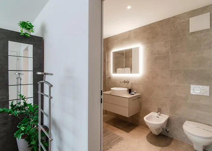 דירה Linda Terrace By Quokka 360 - Modern One-bedroom Flat With Sun Terrace לוקרנו