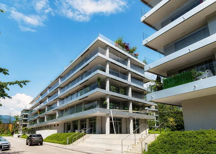 Linda Terrace By Quokka 360 - Modern One-bedroom Flat With Sun Terrace * לוקרנו