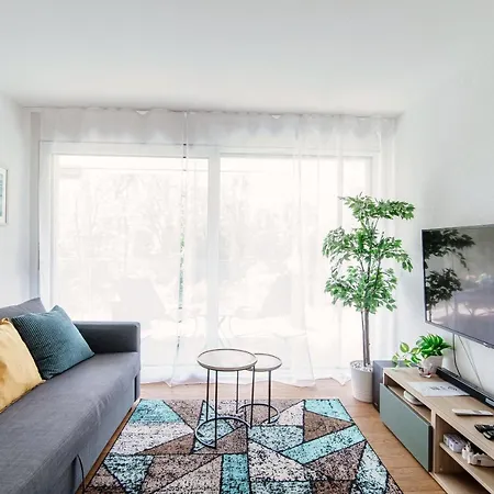 Linda Terrace By Quokka 360 - Modern One-bedroom Flat With Sun Terrace Daire Locarno